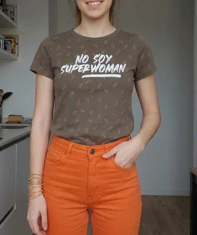 ⚡️ Título: Camiseta Edición Limitada "No Soy Superwoman" ⚡️ – photo 3